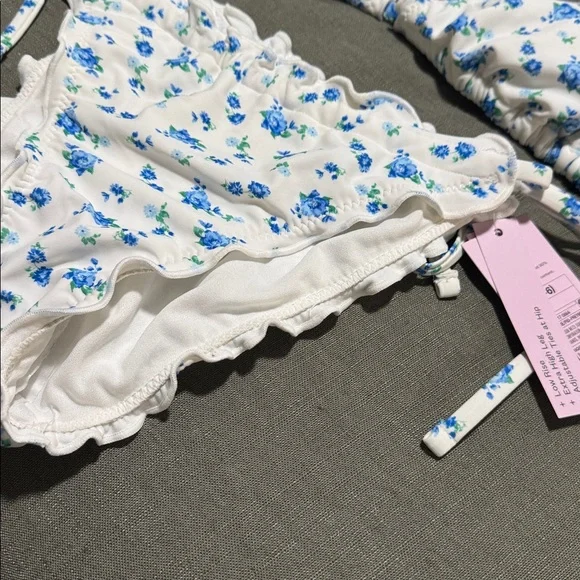 Wild fable White and Blue Floral Bikini Set - Picture 2 of 8